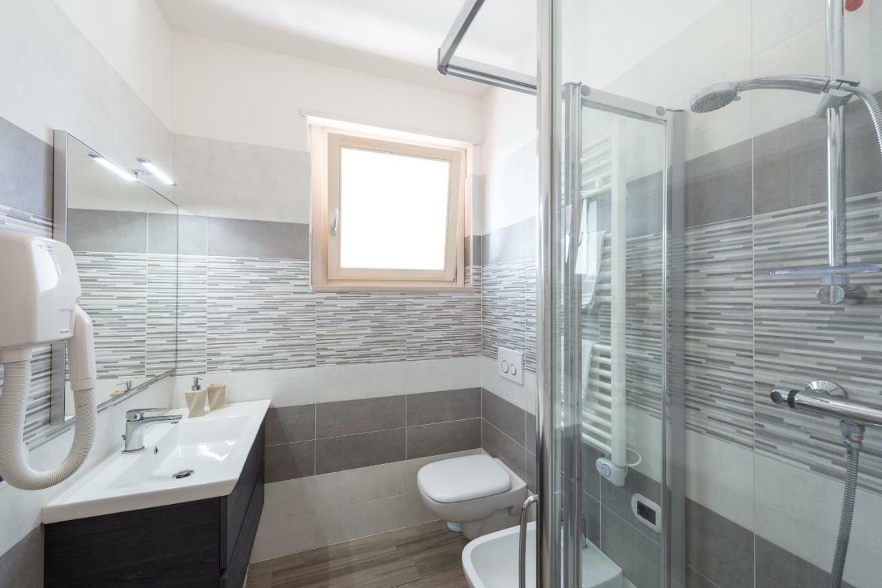 Boca Marina Aparthotel Алба Адриатика Екстериор снимка