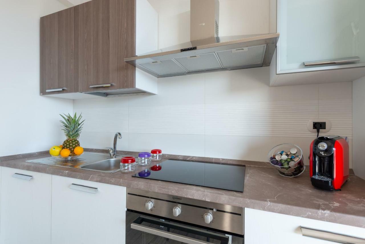 Boca Marina Aparthotel Алба Адриатика Екстериор снимка